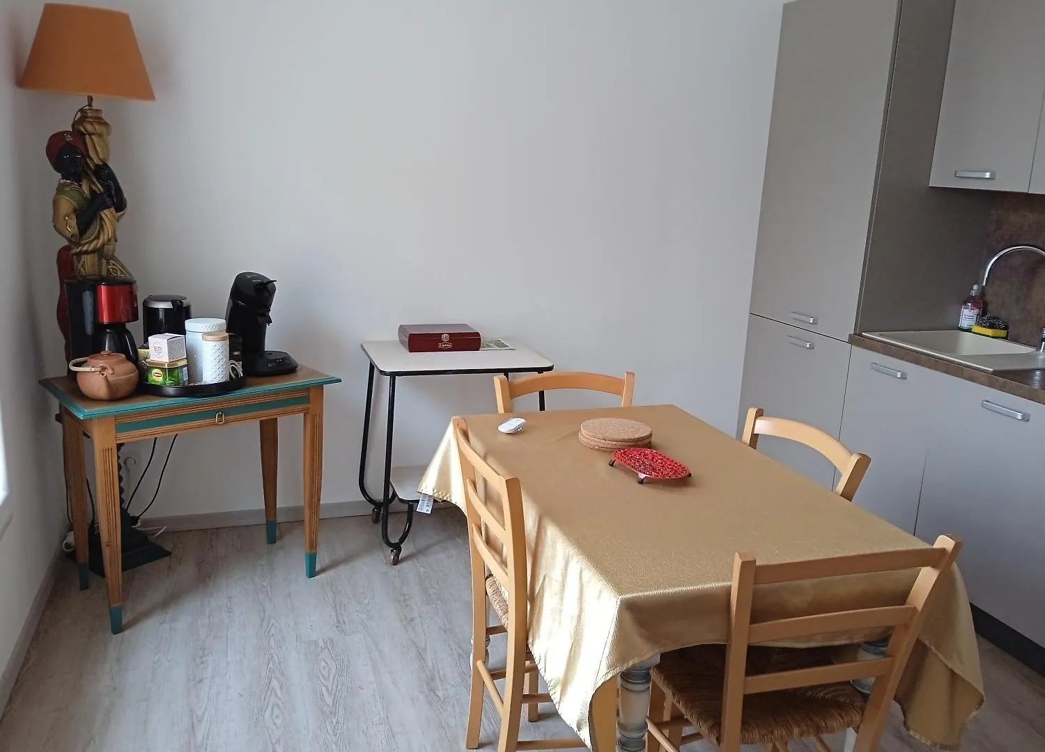 Le 57 Vichy Apartment